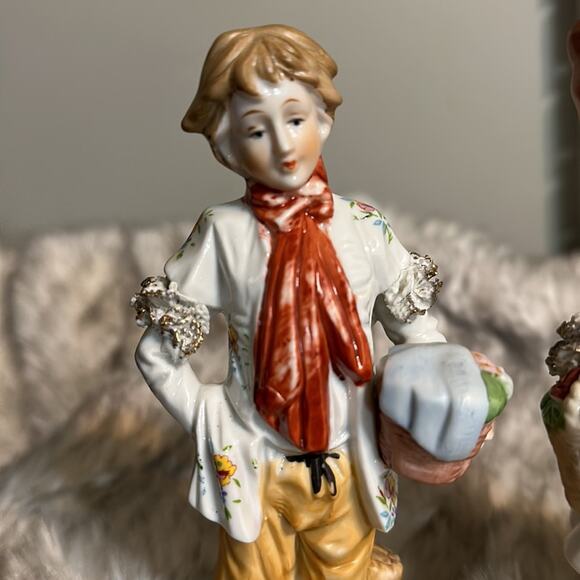 Vintage Kato Kogei Japanese Porcelain Figurines Man and Woman - Picture 7 of 16